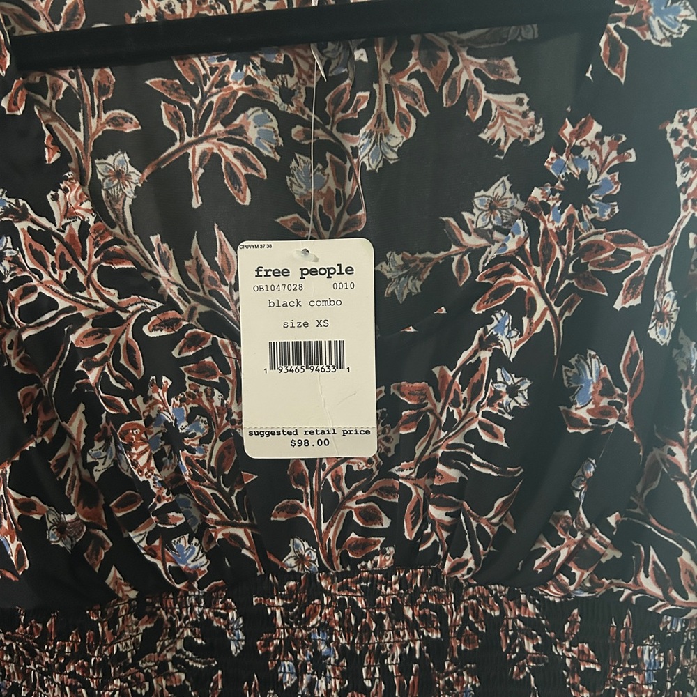 Free People Top NWT  Floral Combo  Print Long Sleeve 5 Button Cuff. - Picture 5 of 11